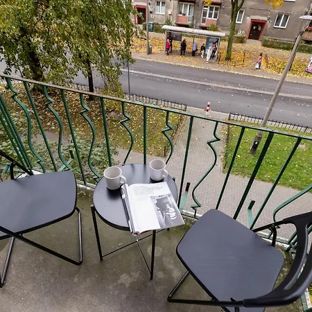 Cozy Aleja Kijowska In Cracow By Renters *